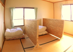男女別相部屋